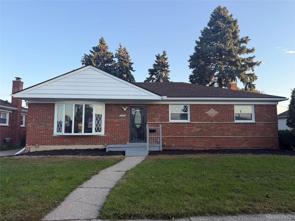 11175 Busch Ave, Warren
