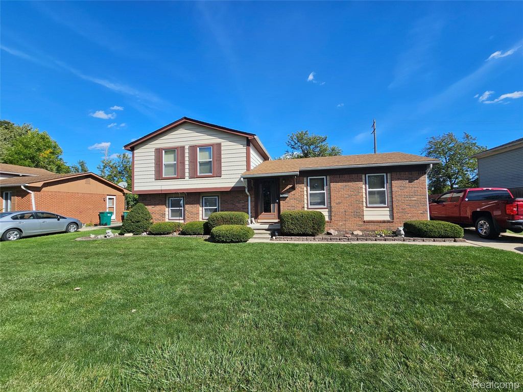 18253 Winwood Ave, Brownstown
