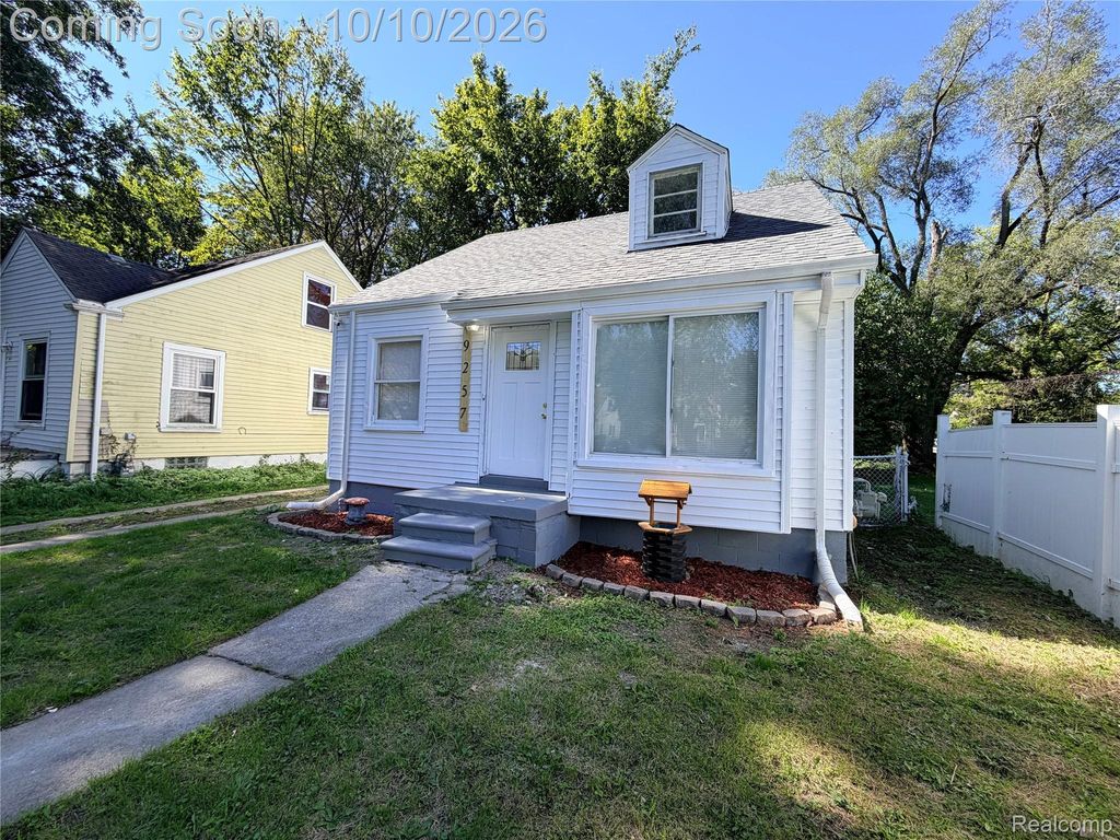9257 Minock St, Detroit
