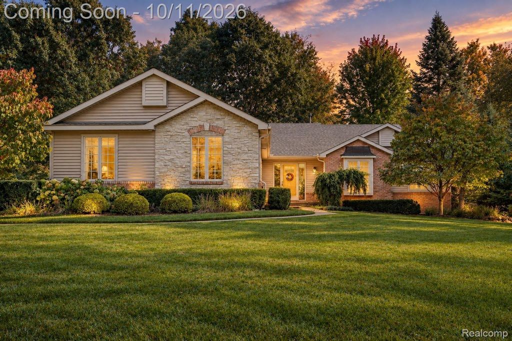 5000 Paula Ave, Independence charter township