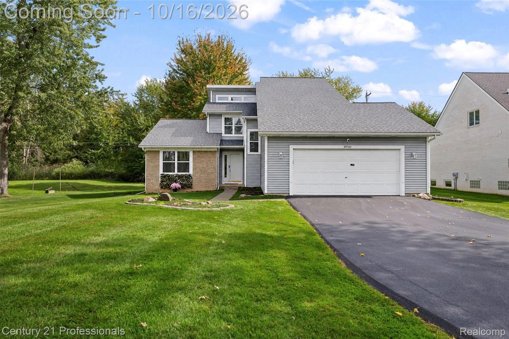 24400 Taft Rd, Novi