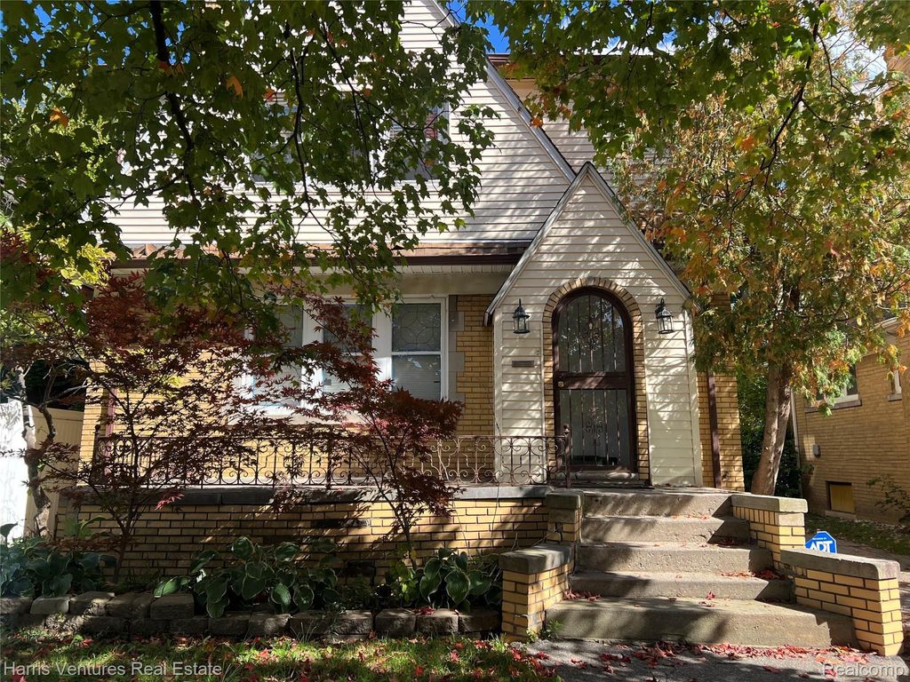 3480 Courville St, Detroit