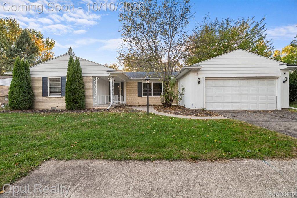 23949 Meadowbrook Rd, Novi city