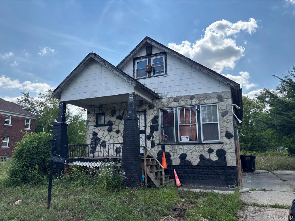 9621 Petoskey Ave, Detroit
