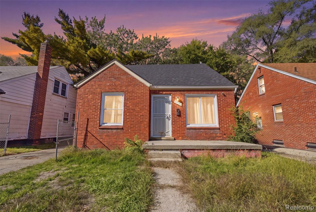 19711 Shields St, Detroit