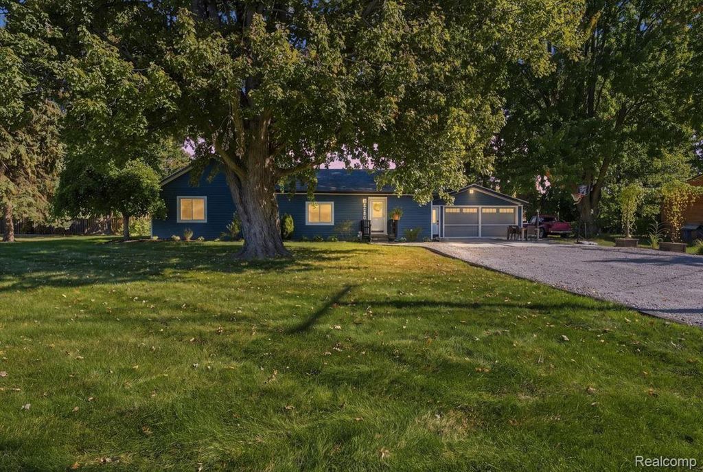28487 Cotton Rd, Chesterfield