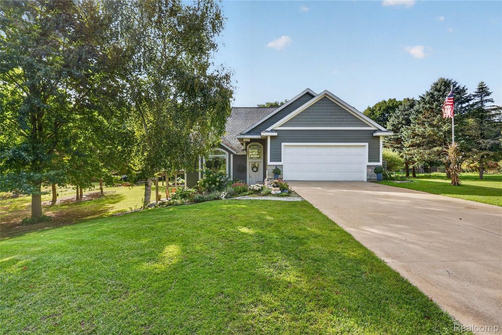 11555 Windsor Dr Ne, Sparta