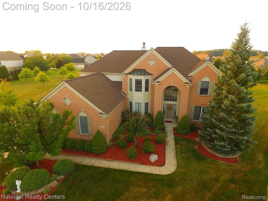 429 Delaford Ct, Canton