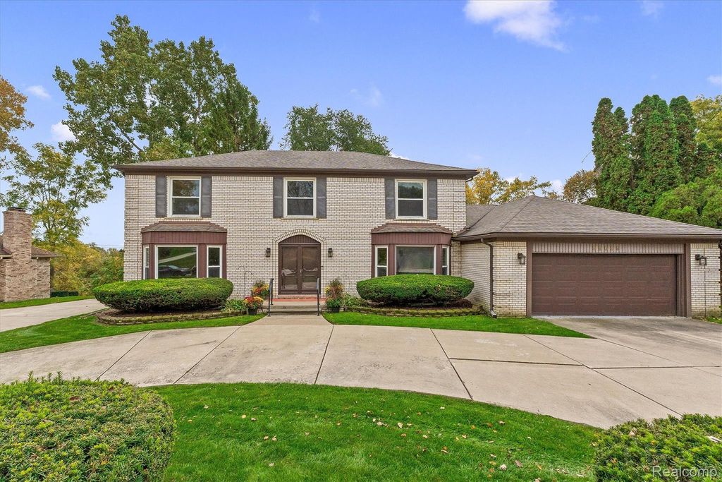 33629 Heritage Hills Dr, Farmington Hills city