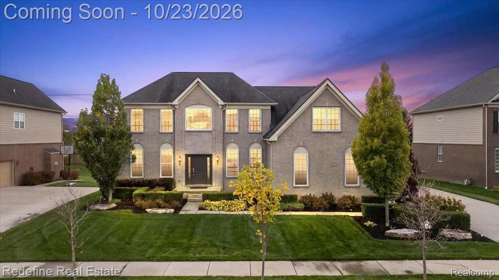Charter Signing Icon 50844 Silverton Dr, Canton charter township Property Listing: MLS ...