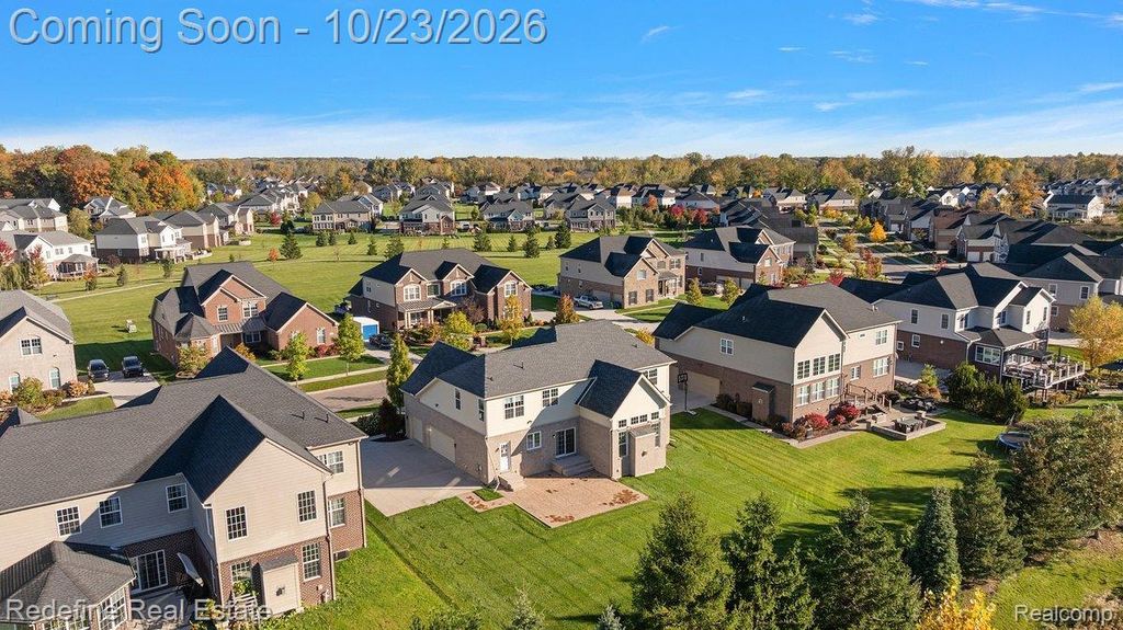 Charter Signing Icon 50844 Silverton Dr, Canton charter township Property Listing: MLS ...