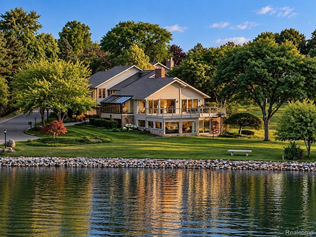 Charter Signing Icon 3850 Pine Harbor Dr, West Bloomfield charter township Property Listing ...