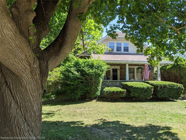 607 Fairbrook St, Northville city