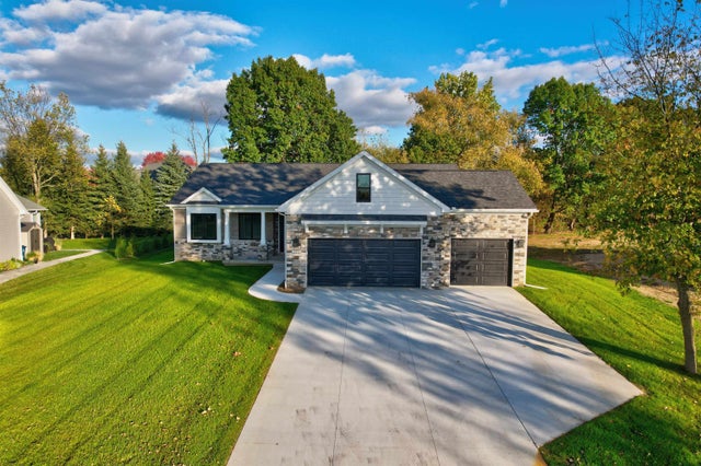 16445 Sleepy Hollow Drive Dr, Fenton city