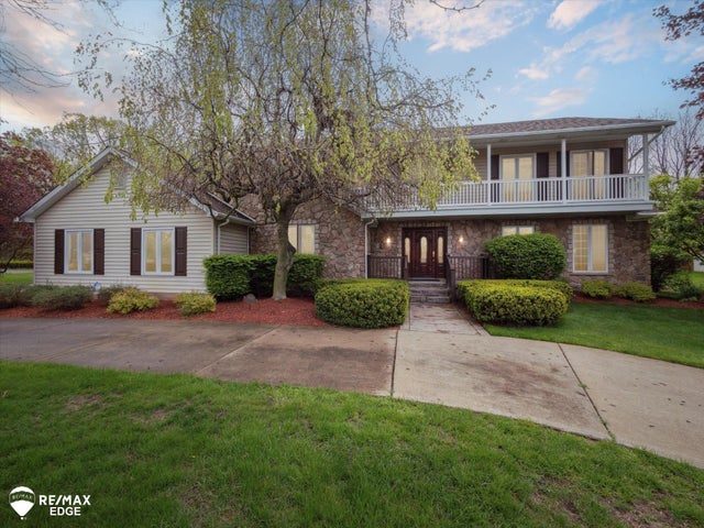 9705 Burning Tree Dr, Grand Blanc charter township