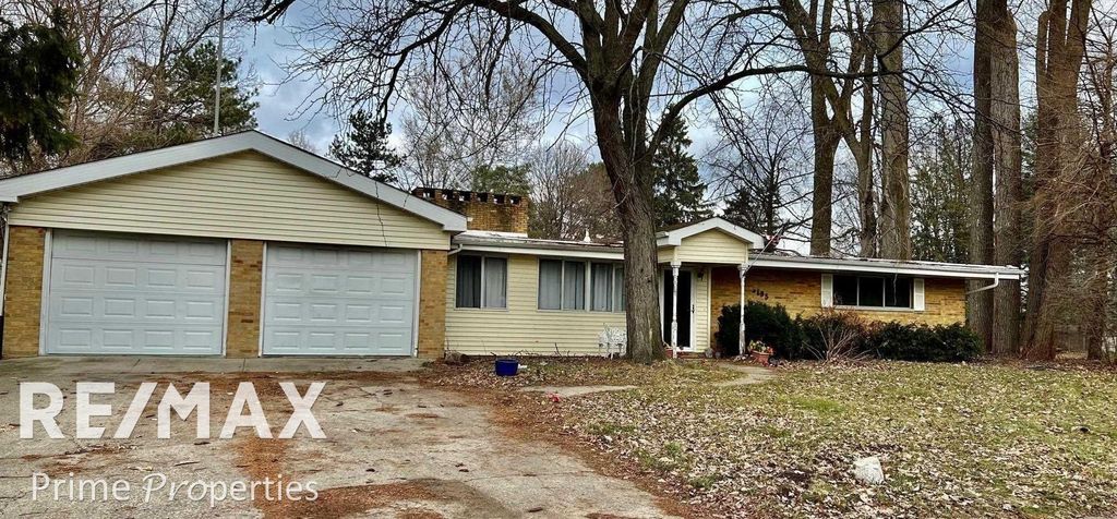3195 Dixie Ct, Saginaw