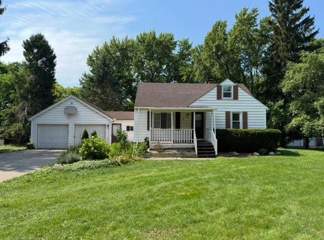 1068 S Graham Rd, Flint charter township