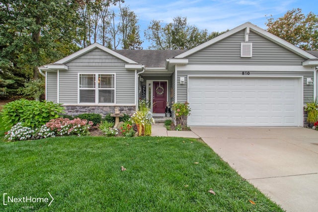 870 Spirea St, Marion township