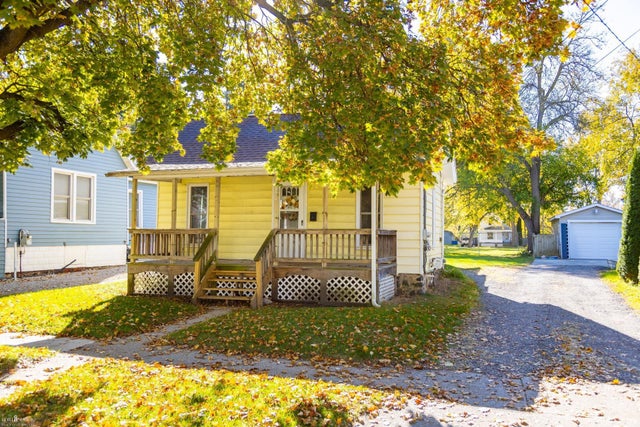 520 E Comstock St, Owosso city