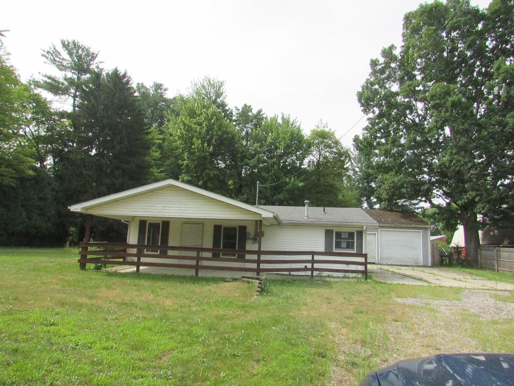 2905 W Burt Rd, Albee township