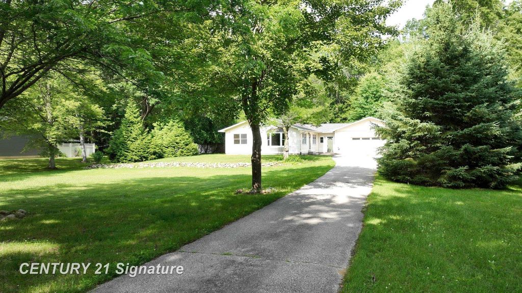 10293 Carr Rd, Saint Charles