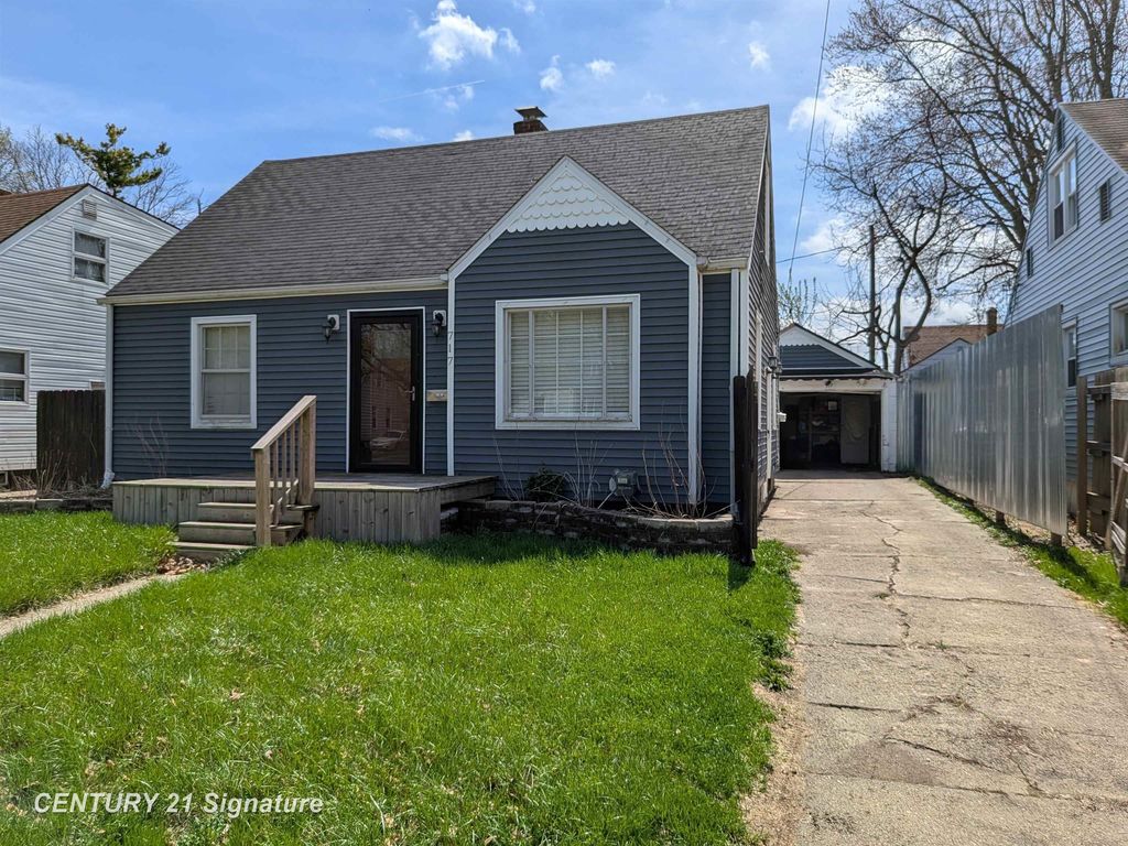 717 Huron St, Flint city