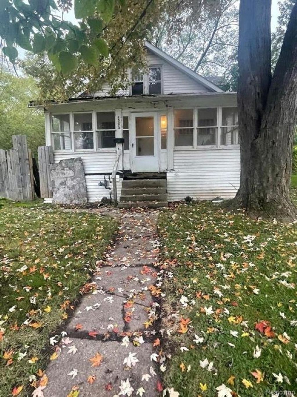 15373 Lamphere St, Detroit city