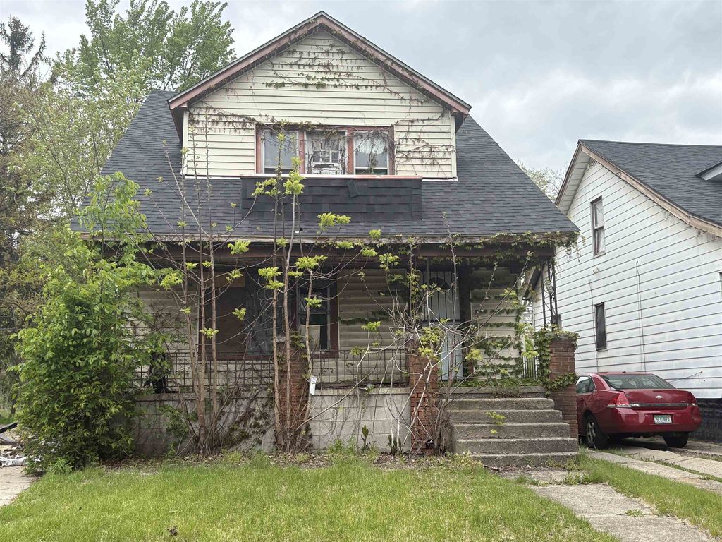 20145 Omira St, Highland Park city