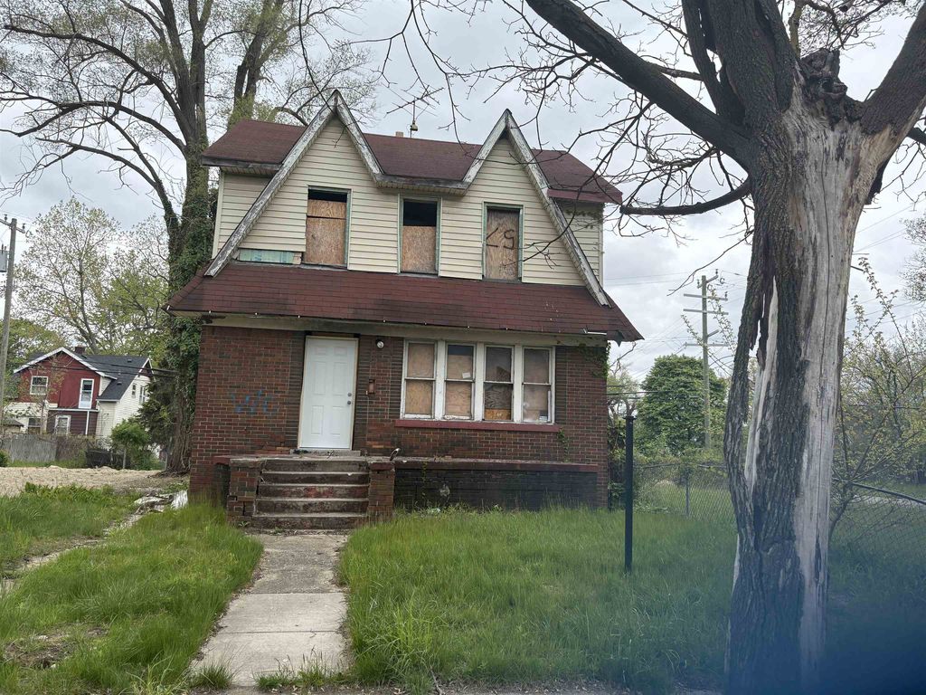 20257 Omira St, Highland Park city