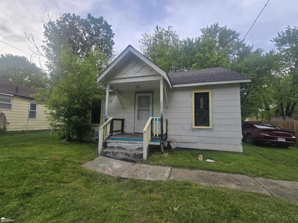 2429 Delaware St, Flint city