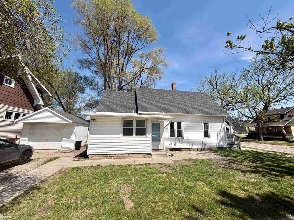 1217 Rawlins St, Port Huron