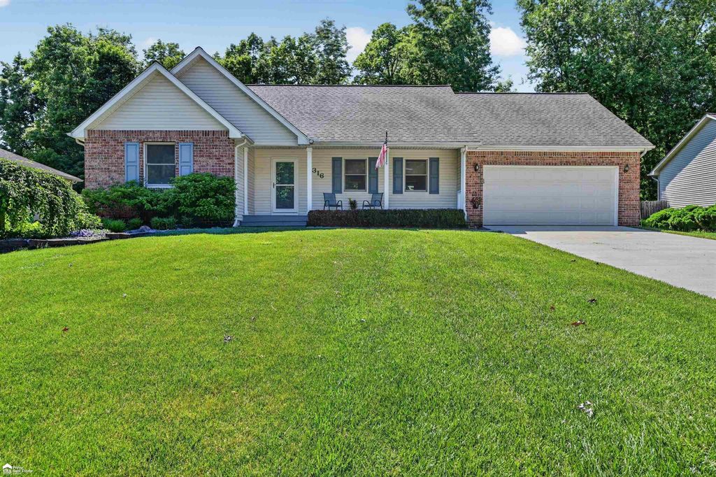 5316 Chin Maya Dr, Gaines township