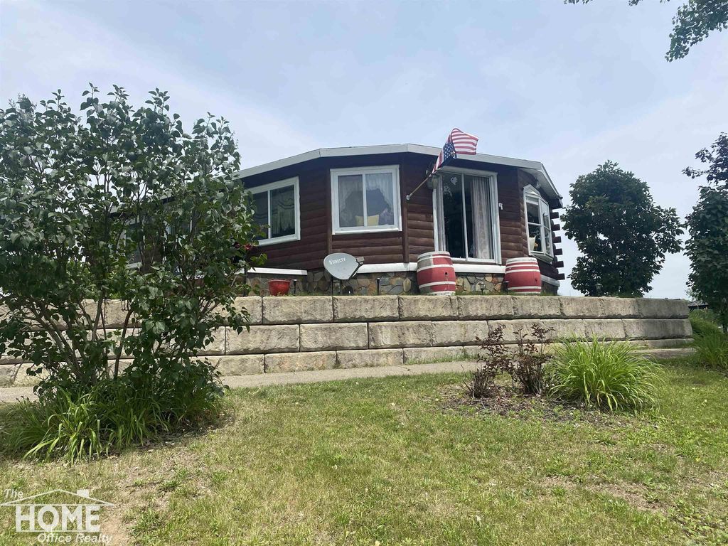 10001 Goodall Rd, Vernon township