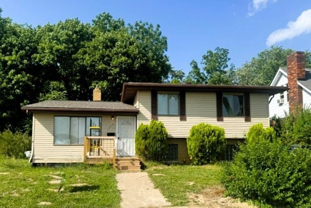 1535 Kearsley Park Blvd, Flint city