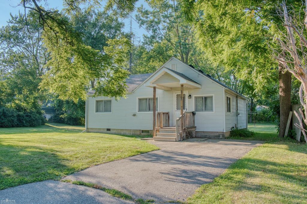 315 E Williams St, Corunna city