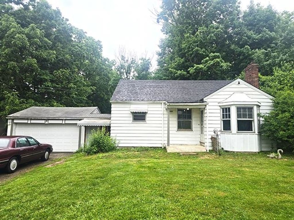 4397 Fenton Rd, Burton city