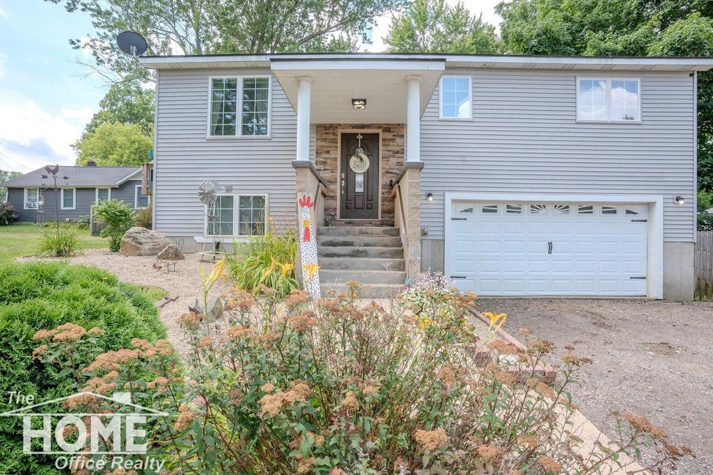 420 Sciota St, Laingsburg city