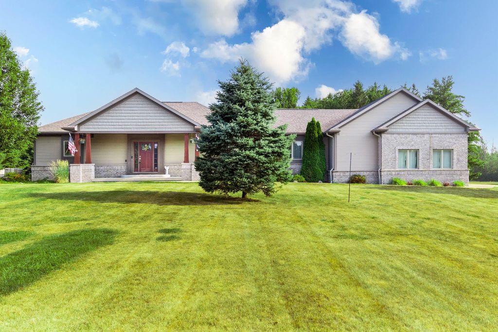 11343 Hill Rd, Goodrich village