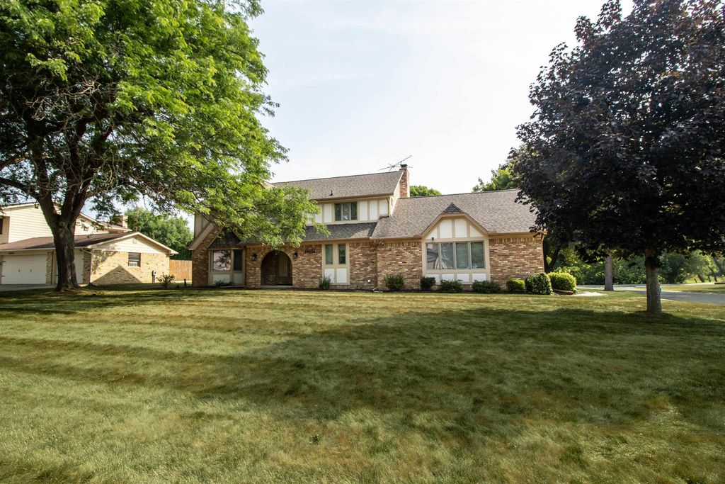 11651 Kings Charter Rd, Grand Blanc city