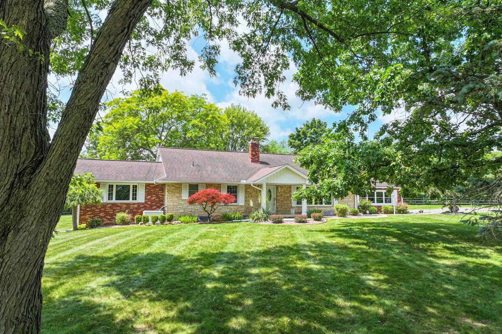 9422 S Saginaw St, Grand Blanc charter township