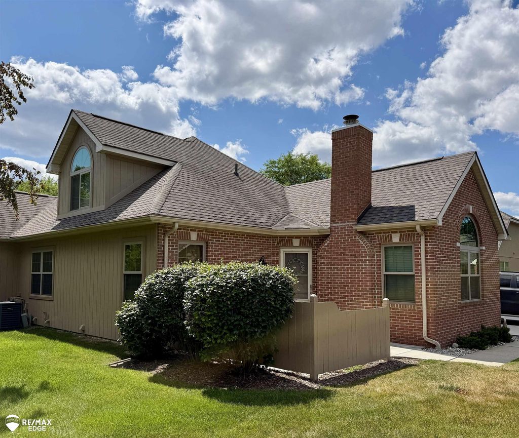 662 Perry Creek Dr, Grand Blanc city