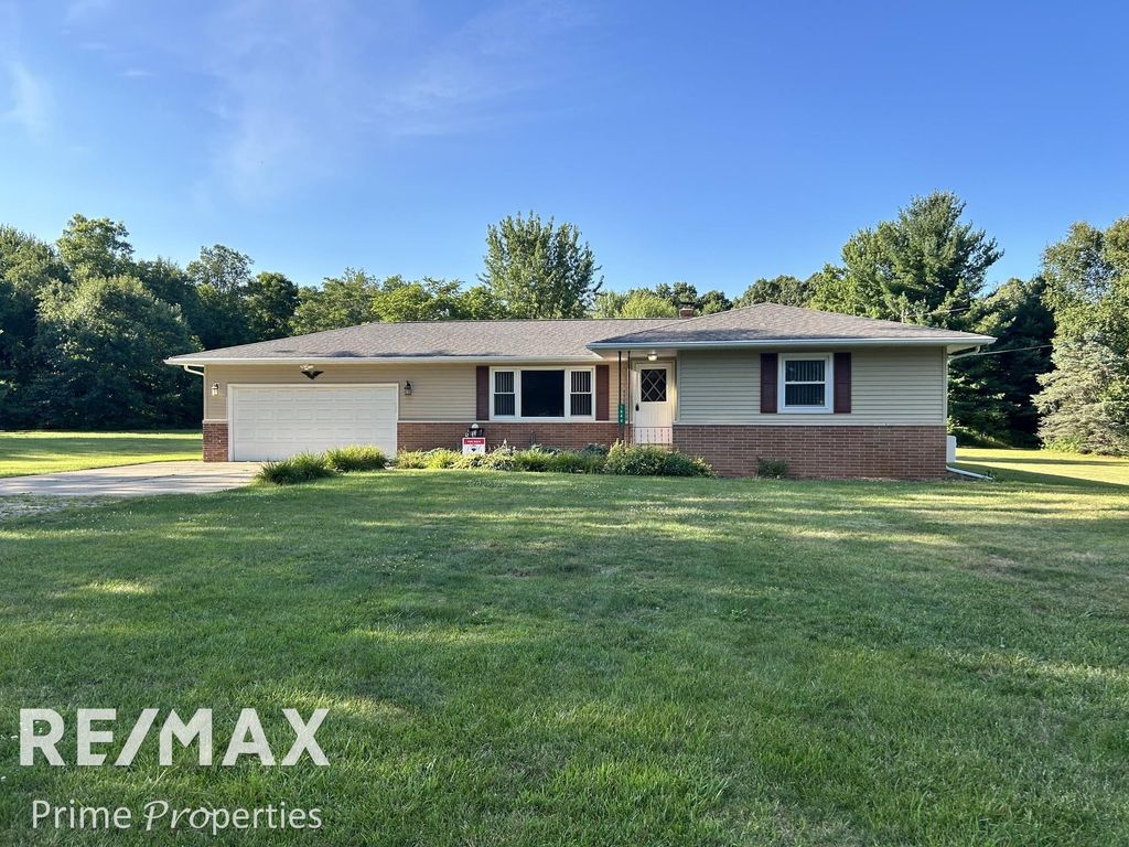 1444 Carrigan Ct, Mt. Morris city