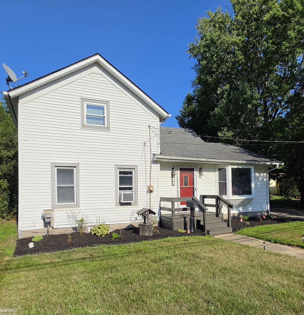 708 N Mill St, Clio city