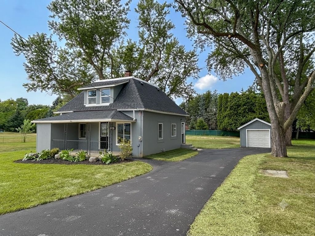 9133 Perry Rd, Atlas township