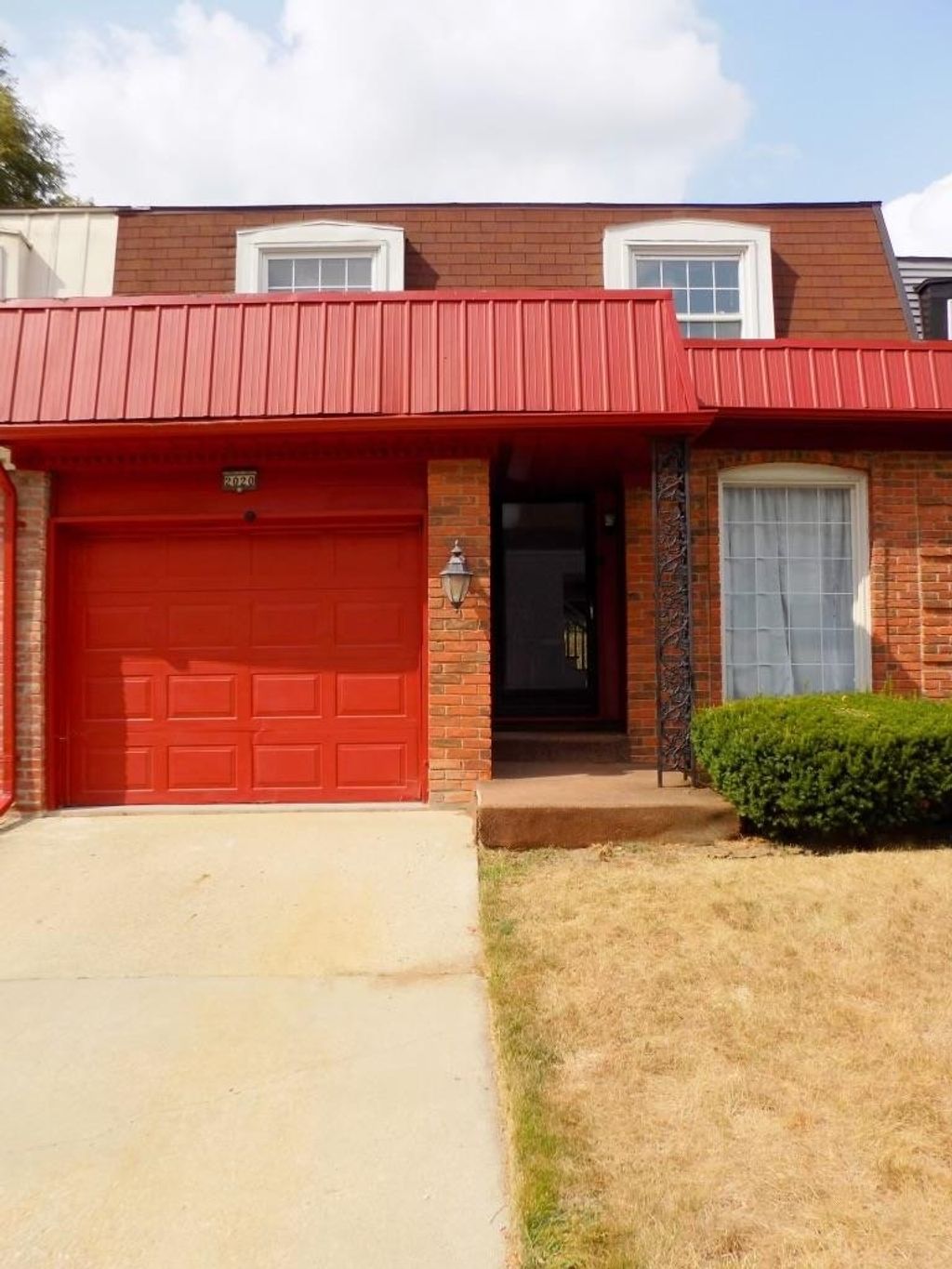 2020 Stoney Brook Ct, Flint city