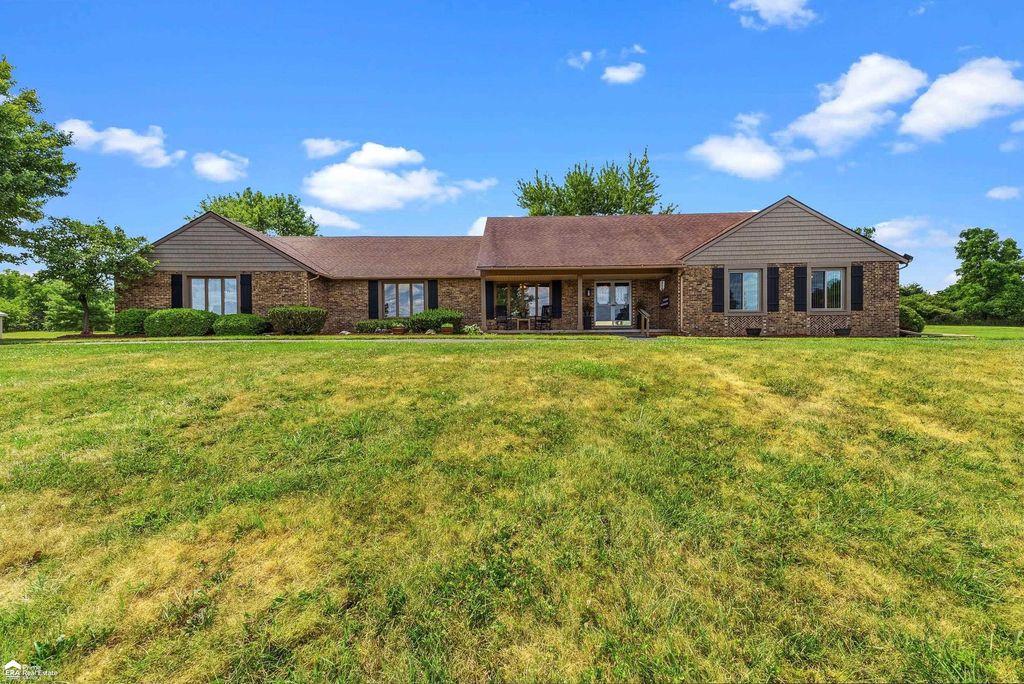 5034 E Cook Rd, Grand Blanc charter township