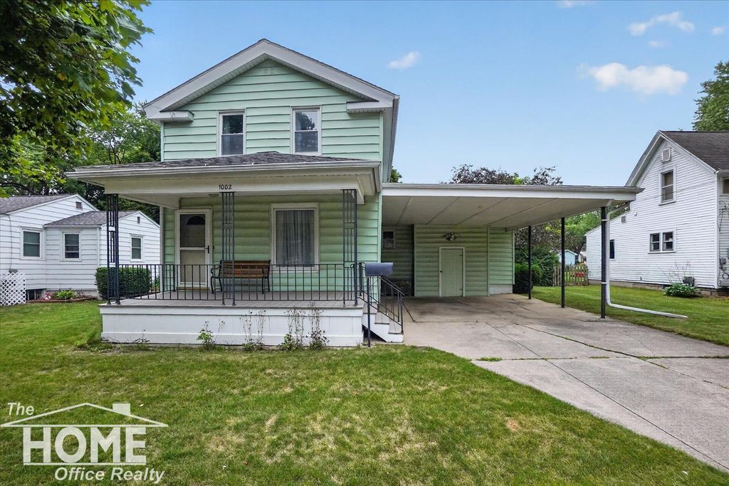 1002 Adams St, Owosso city