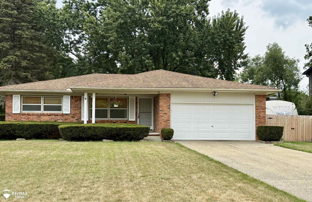 5032 Old Franklin Rd, Grand Blanc charter township