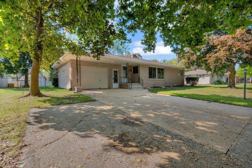 5434 Christena Rd, Monitor charter township