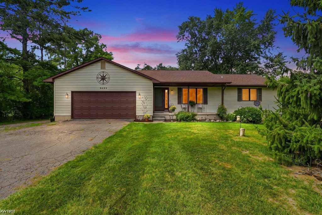 8489 N State Rd, Richfield township